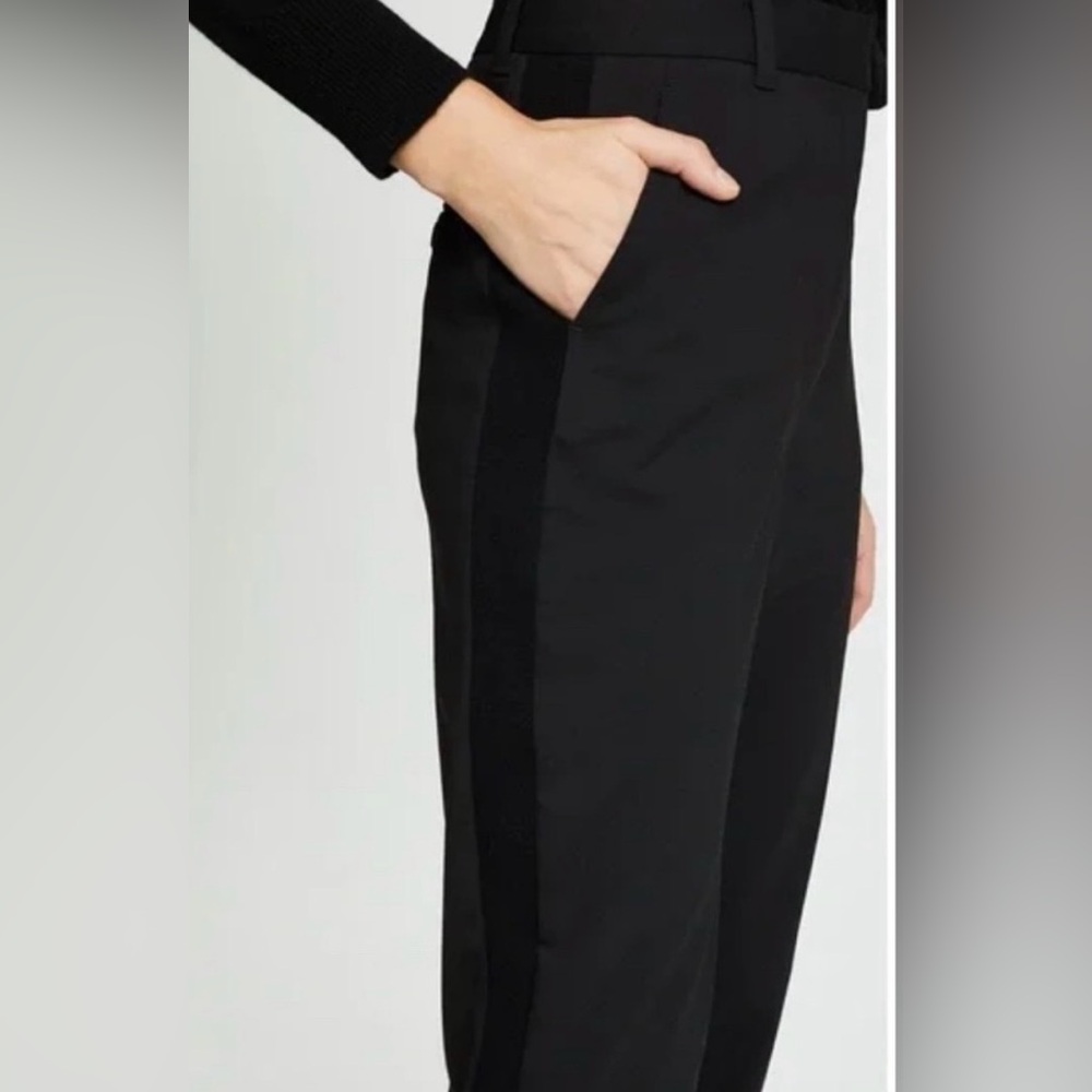 Lightweight Wool Jogger Pant - Picture 2 of 16